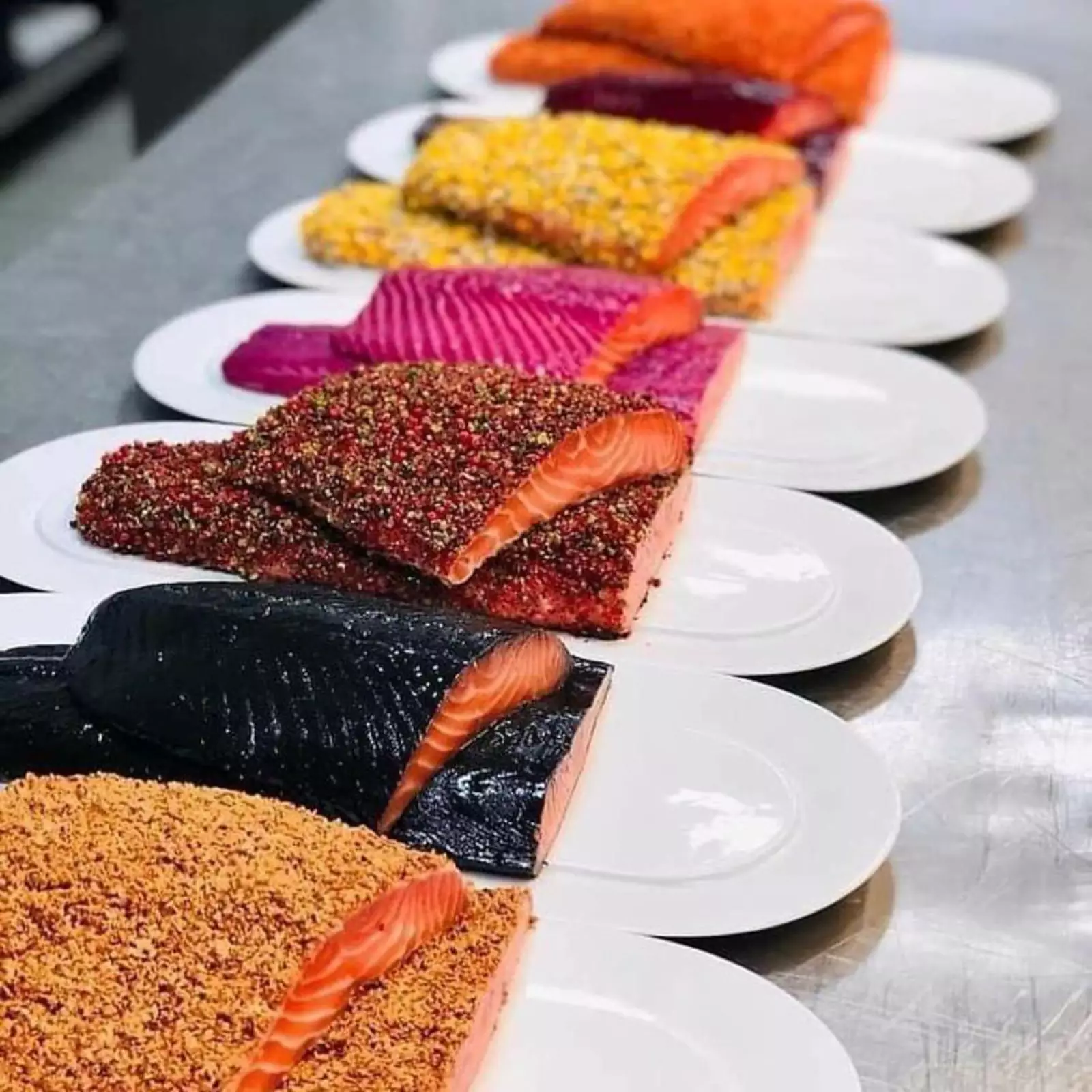 Яркие сандалии. Яркие сандалии.