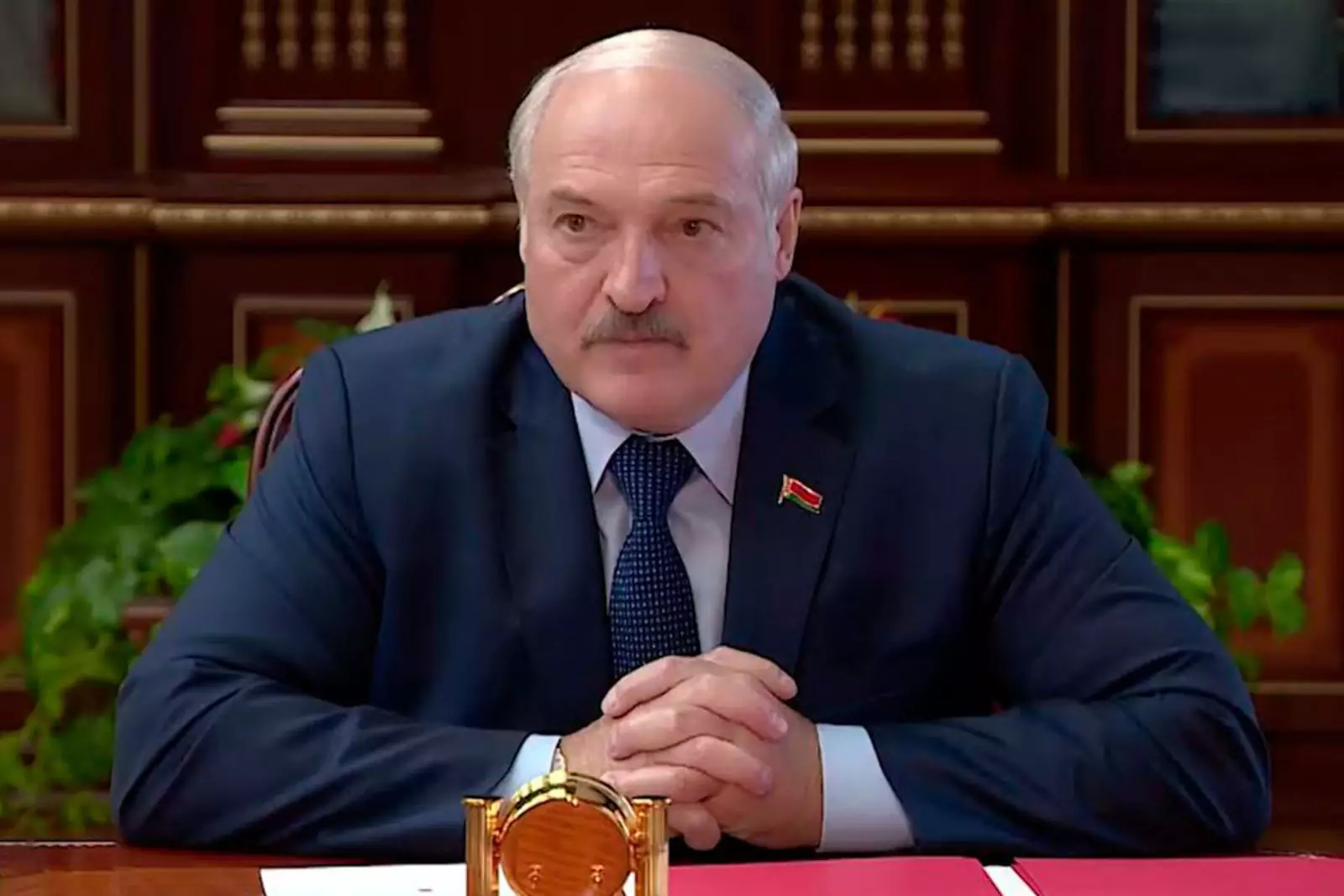 Александр Лукашенко. Александр Лукашенко.