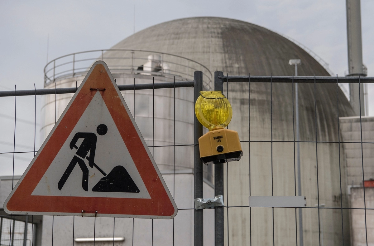 Вывод из эксплуатации германской АЭС "Библис" в Гессене Вывод из эксплуатации германской АЭС "Библис" в Гессене