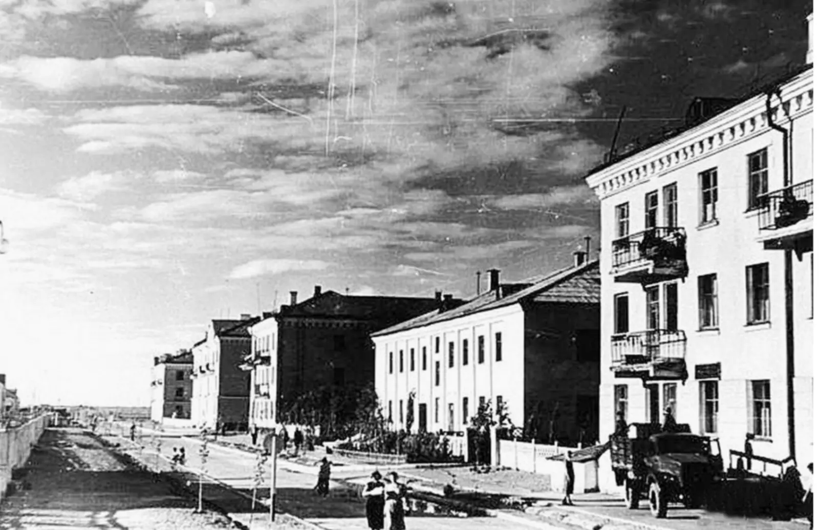 Улица Коммунальная (Горького) Улица Коммунальная (Горького)