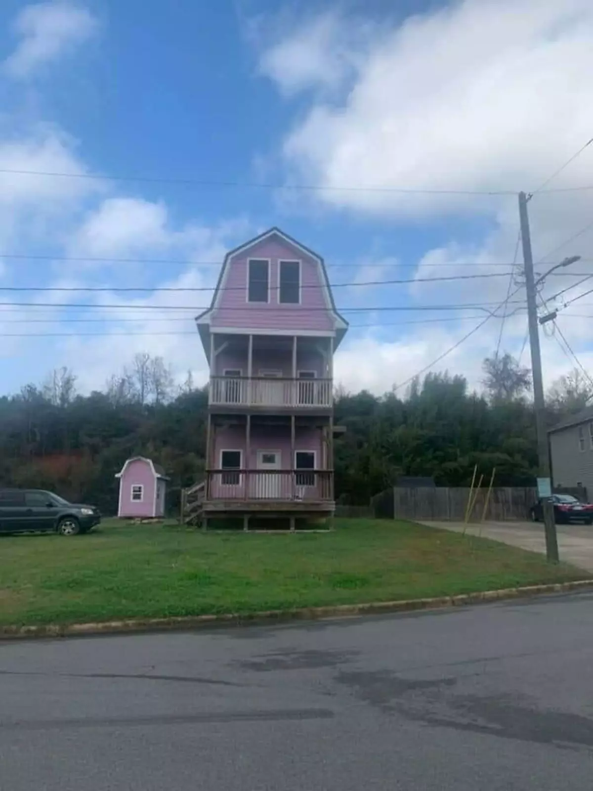 Кто-то очень хотел дом в стиле 