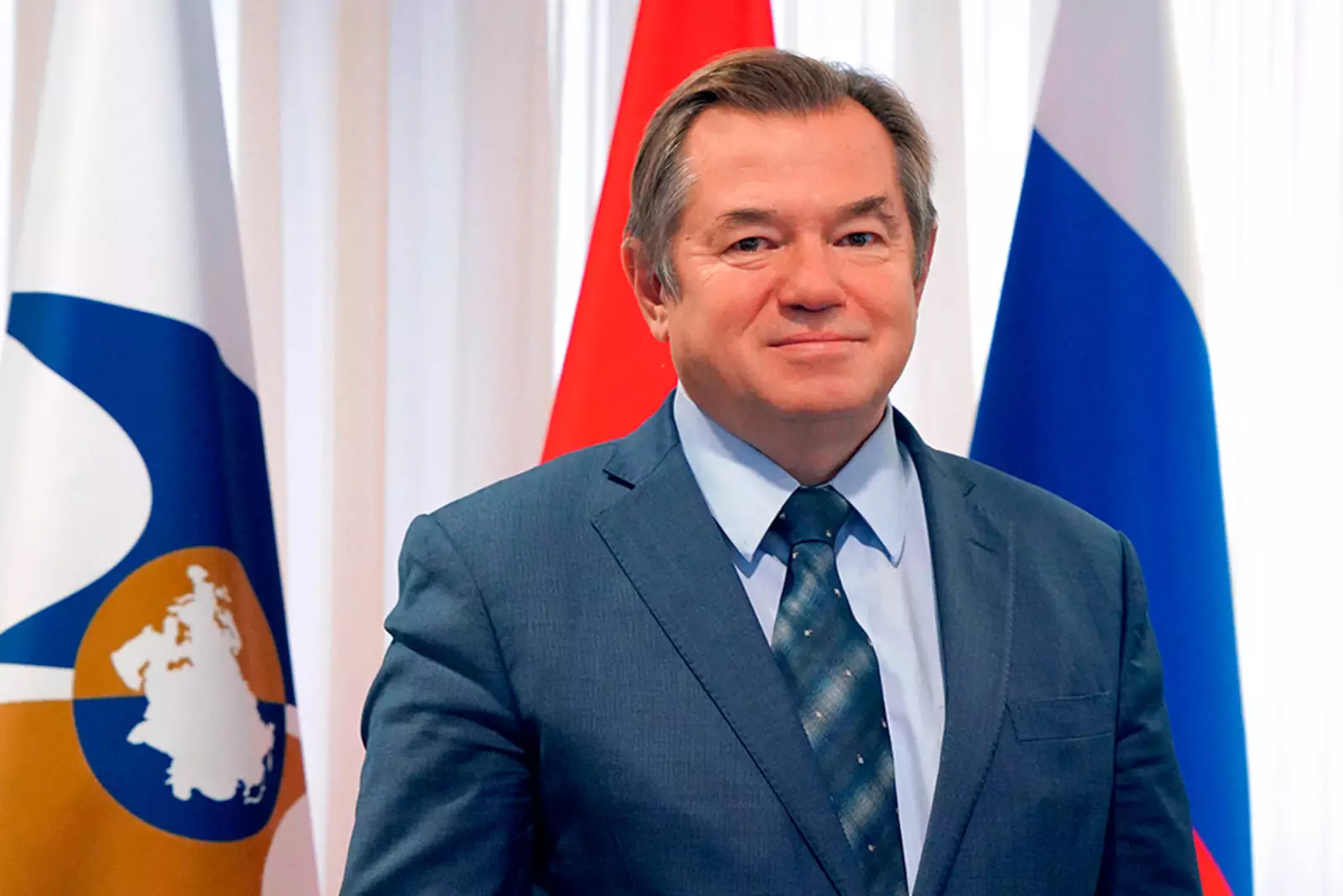 Член Коллегии (министр) по интеграции и макроэкономике ЕЭК Сергей Глазьев Член Коллегии (министр) по интеграции и макроэкономике ЕЭК Сергей Глазьев