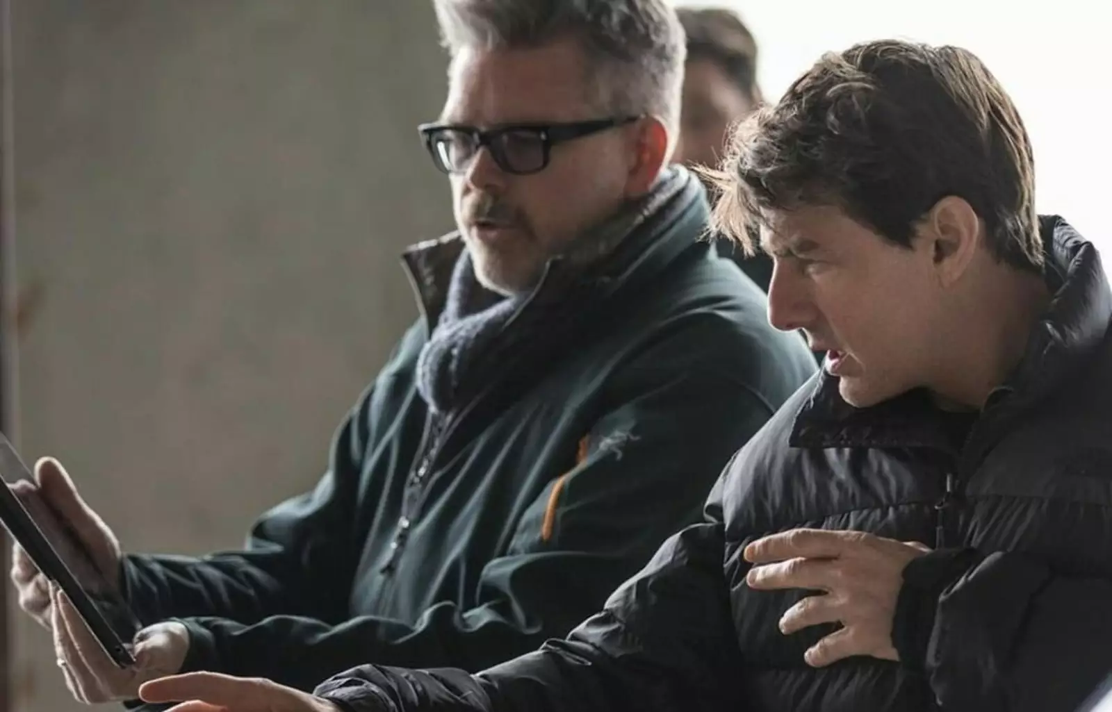 Кристофер МакКуорри снял пятую часть серии - "Племя изгоев" - и отлично сработался с Томом Крузом, поэтому далее и взялся за "Последствия", который ныне считается чуть ли не лучшим фильмом франшизы.