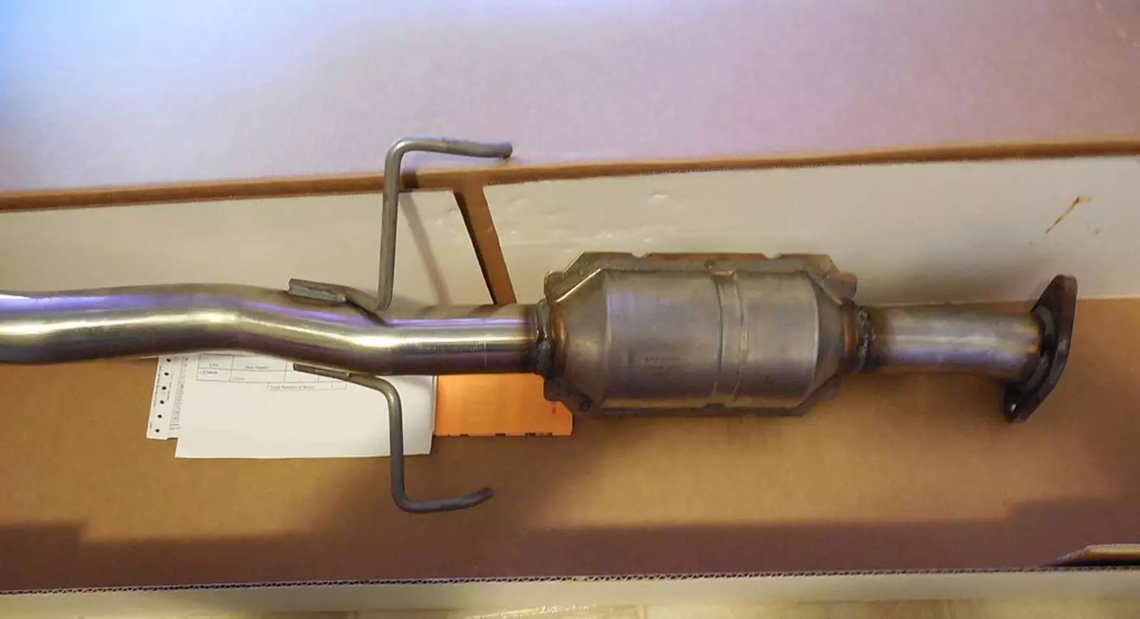 Каталитический конвертер. Каталитический конвертер.