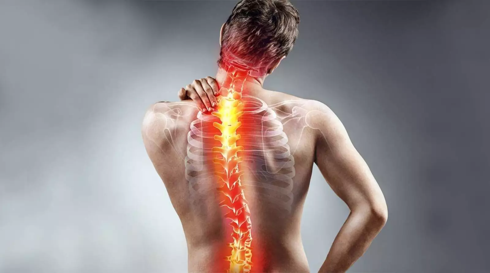 Иногда причиной боли в спине становится выпадение диска.