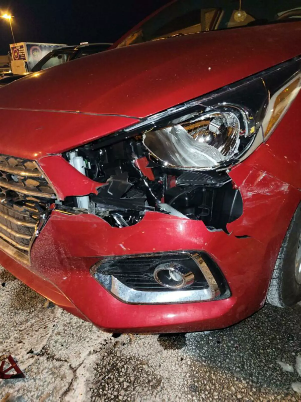 «Коллега ударила мою машину, но сделала вид, что это была не она».