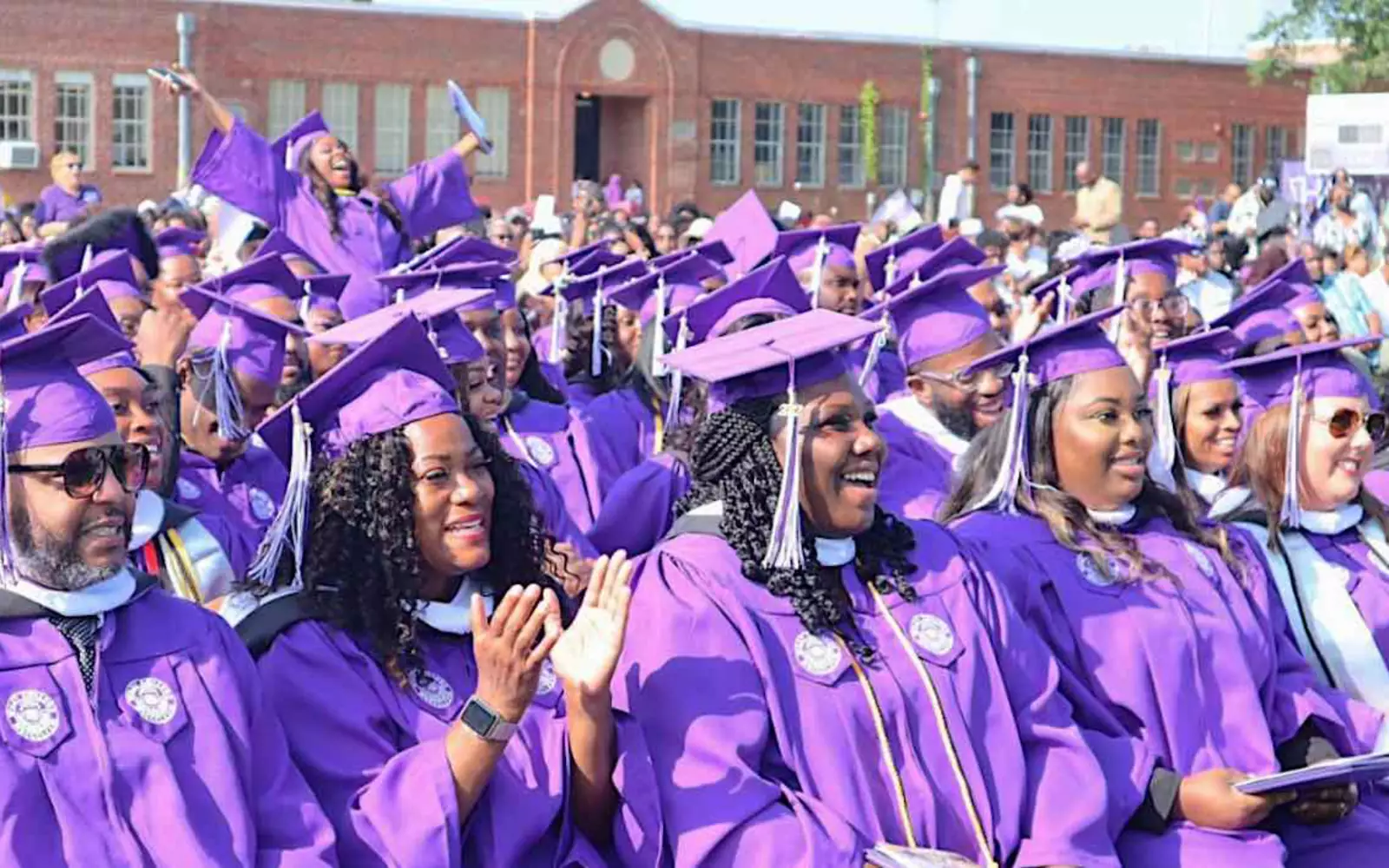 Выпускники колледжа Wiley College. Выпускники колледжа Wiley College.