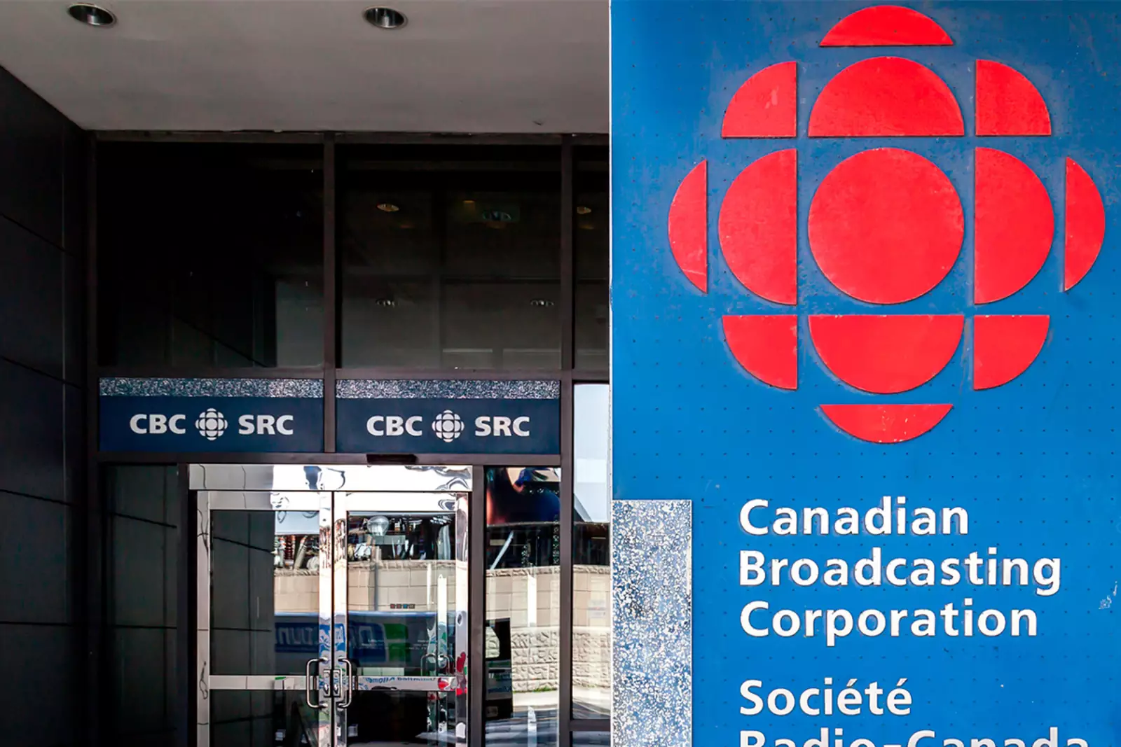Телеканал CBC.