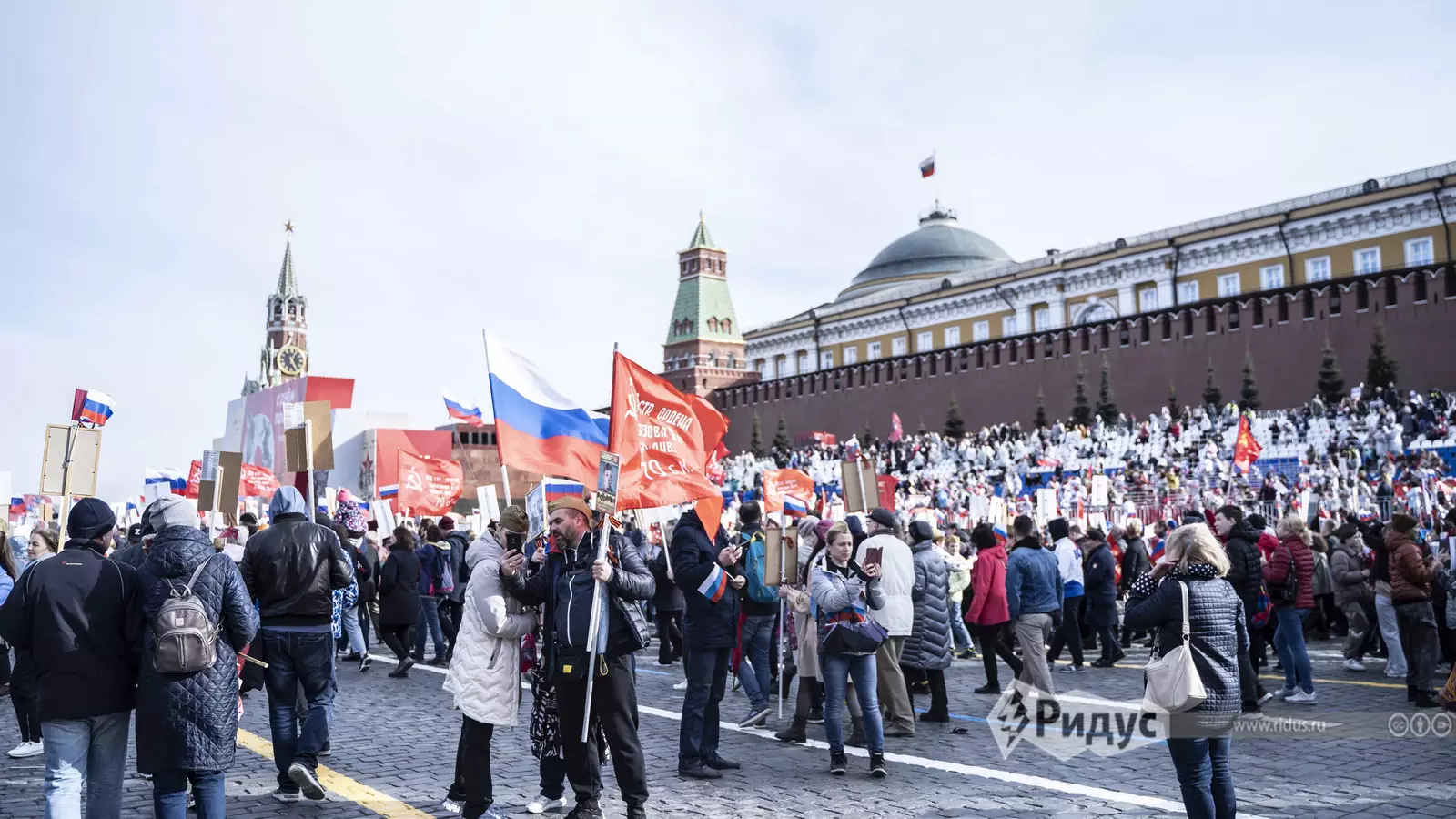 В россии пройдет бессмертный полк. Бессмертный полк Москва 9 мая 2022. Бессмертный полк 2022 в Москве. Шествие Бессмертного полка 2022 в Москве. Бессмертный полк в Москве 9 мая 2022 года.