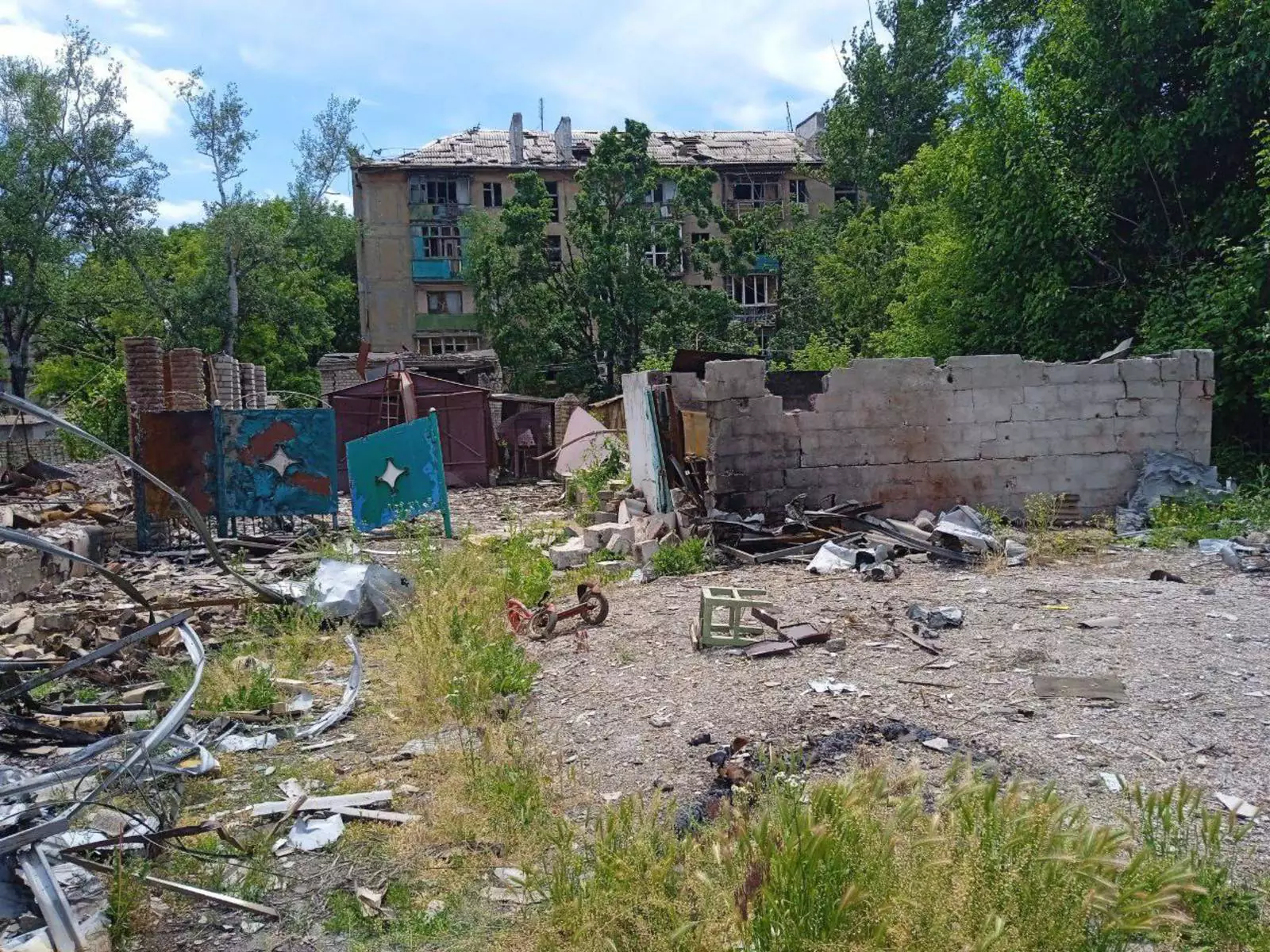 Разрушенный Мариуполь Разрушенный Мариуполь