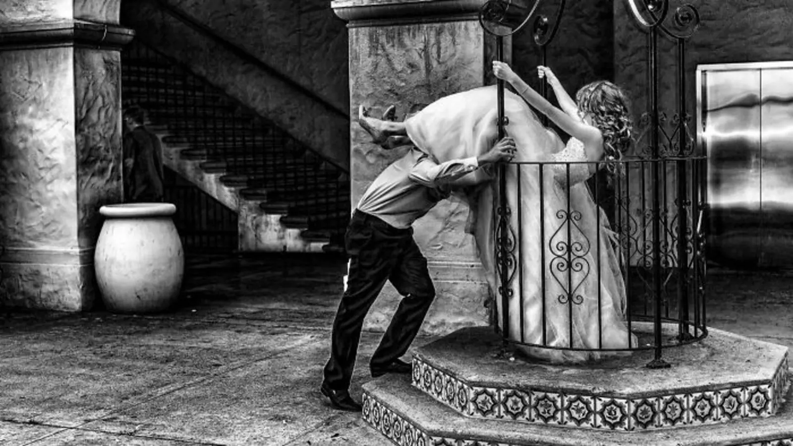 Еще одна слишком креативная свадебная фотосессия. Еще одна слишком креативная свадебная фотосессия.