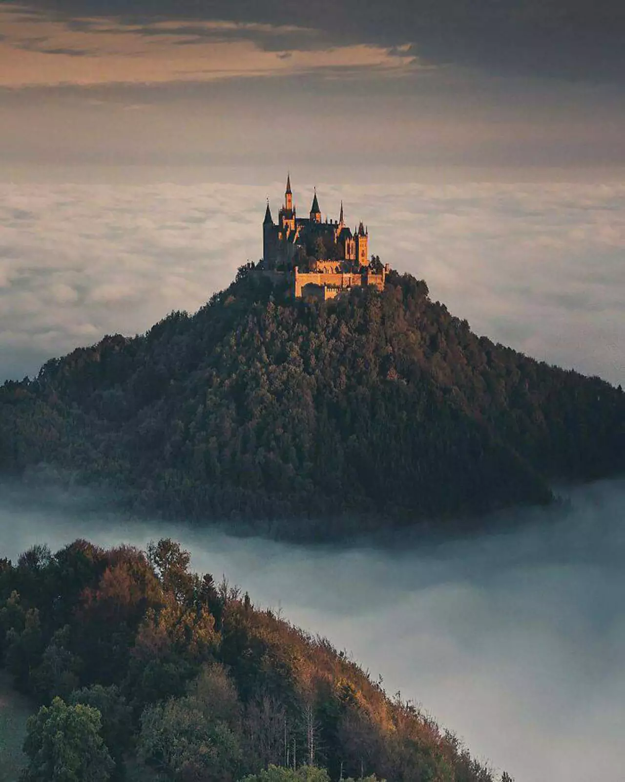 Ещё один немецкий замок, словно из сказки.