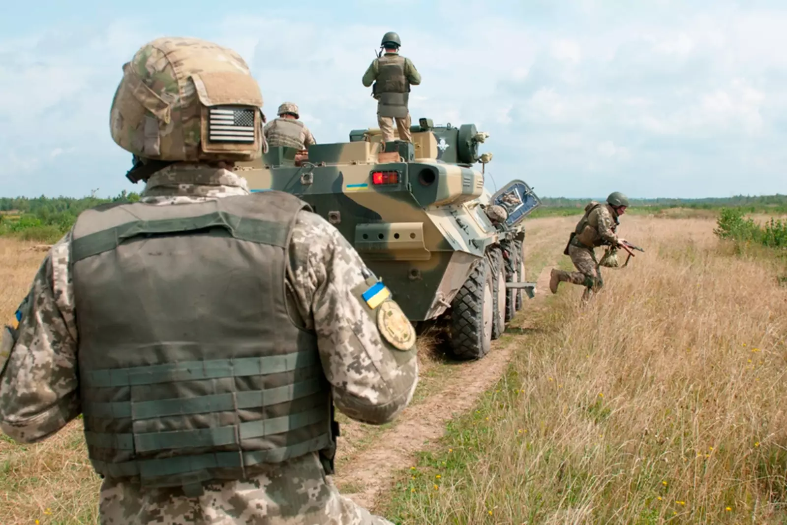 Совместные учения американских и украинских солдат.