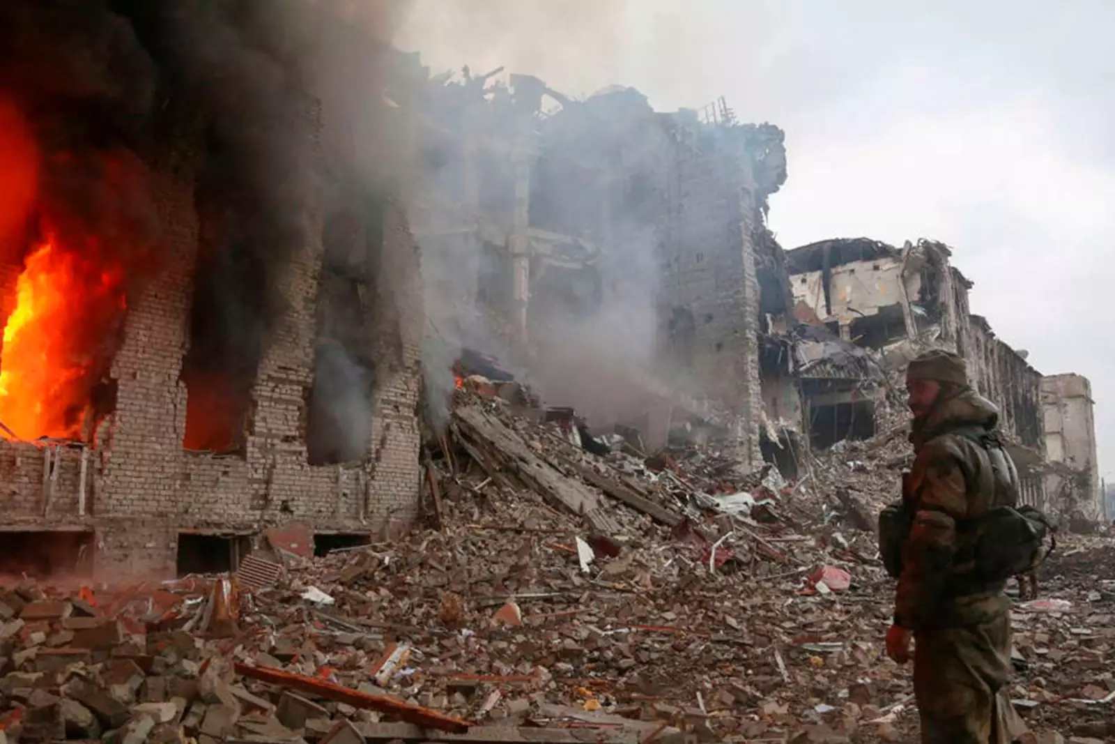 Руины Мариуполя Руины Мариуполя