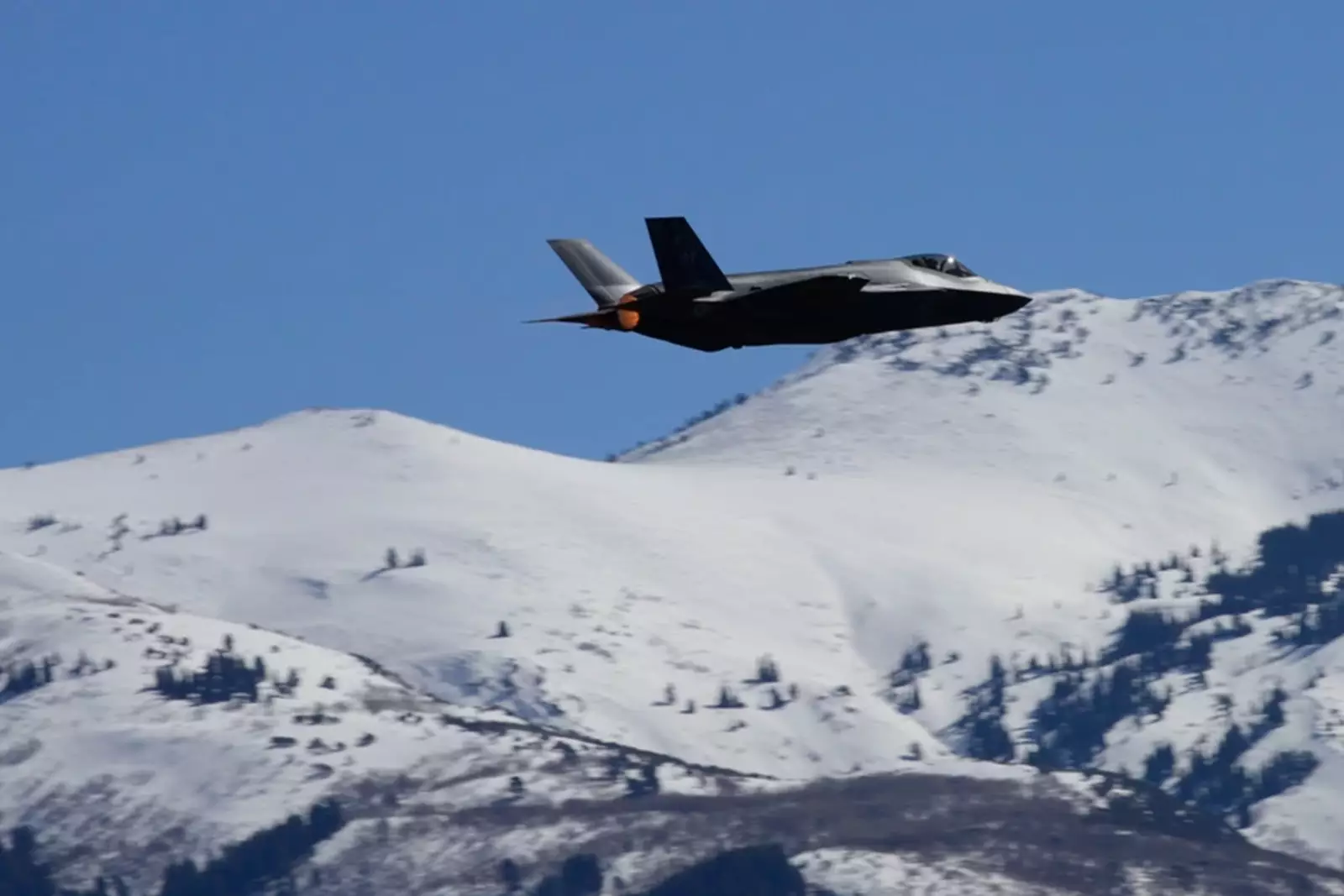 Истребители F-35 