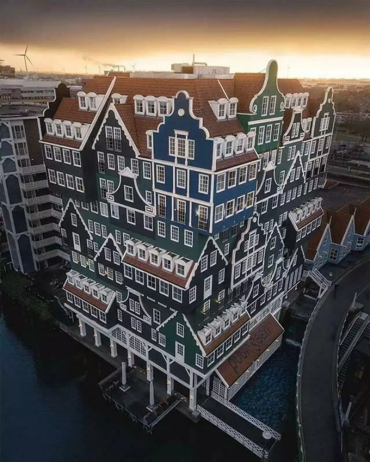 Inntel Hotels в Амстердаме.