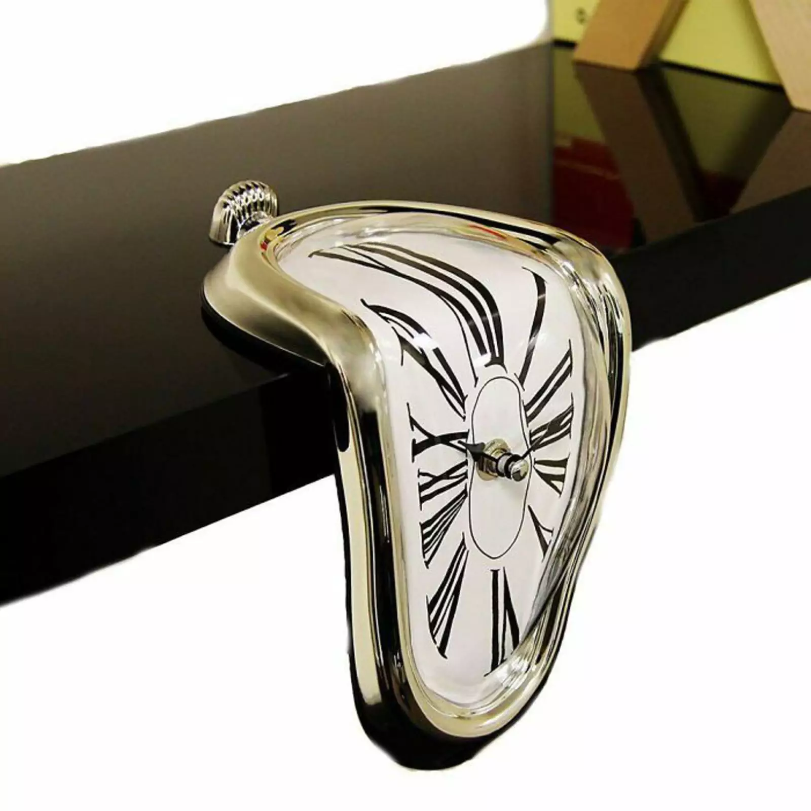 Тающие часы. Тающие часы.