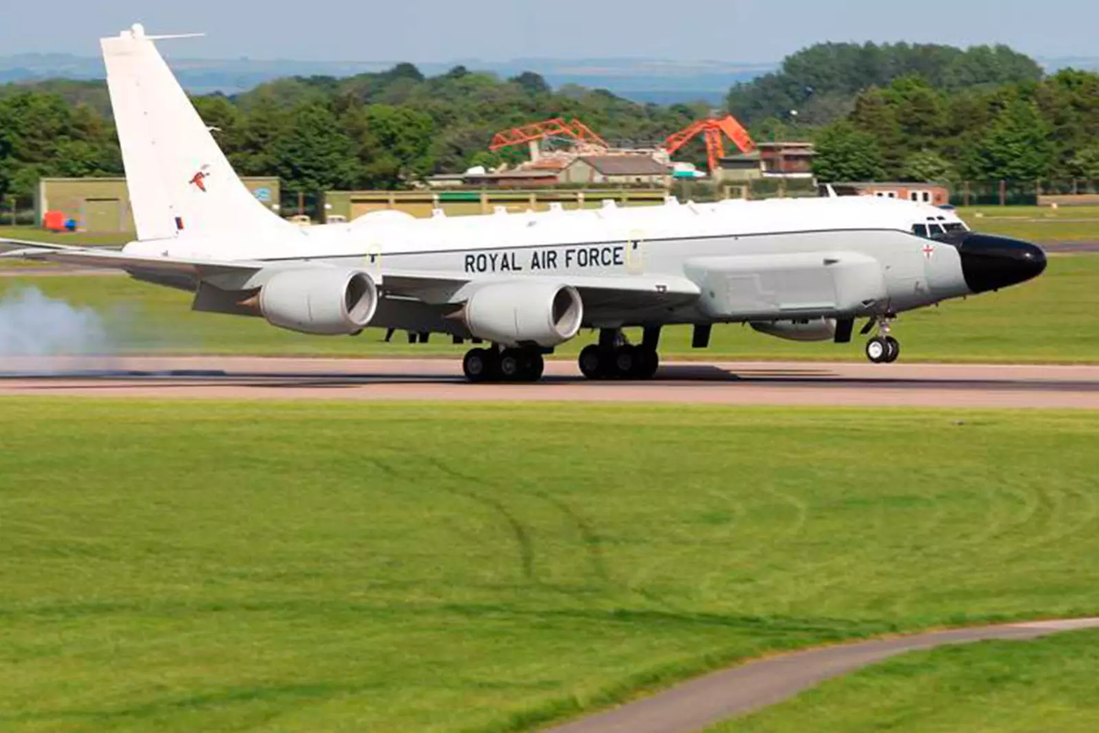  Boeing RC-135.