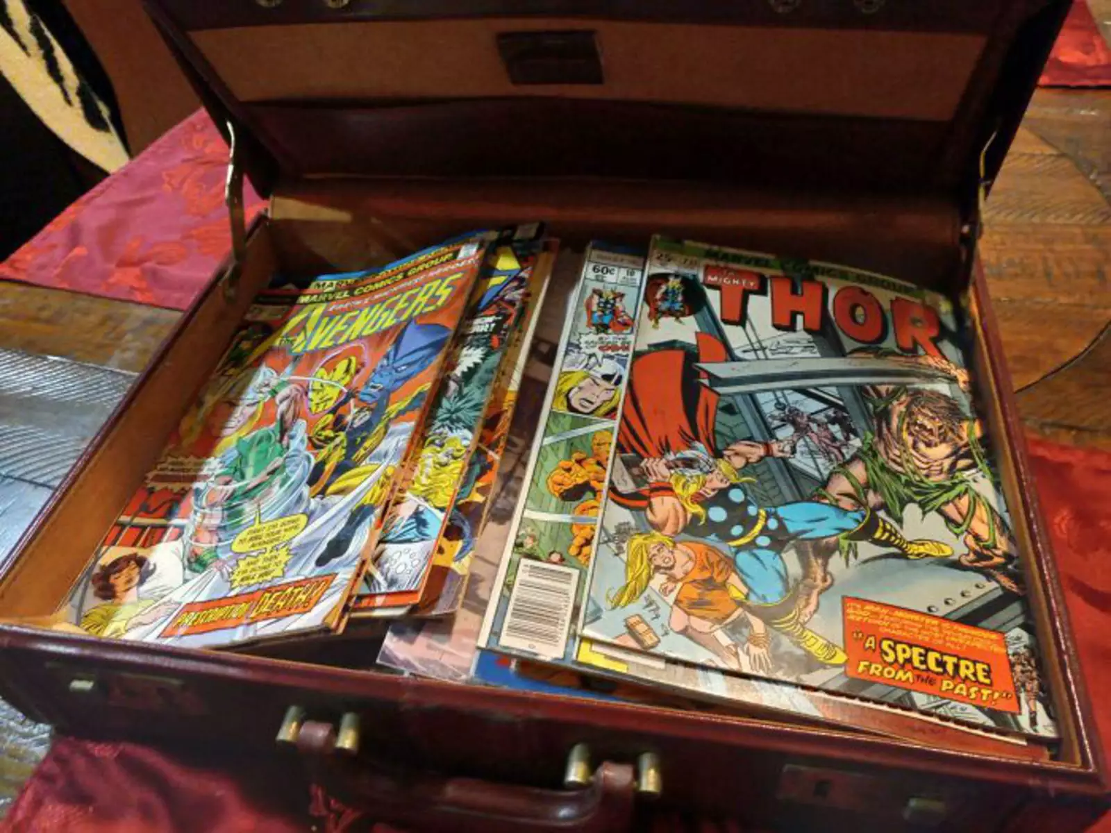 «Нашел на чердаке чемодан с комиксами моего отца. Большинство датированы 70-ми годами».