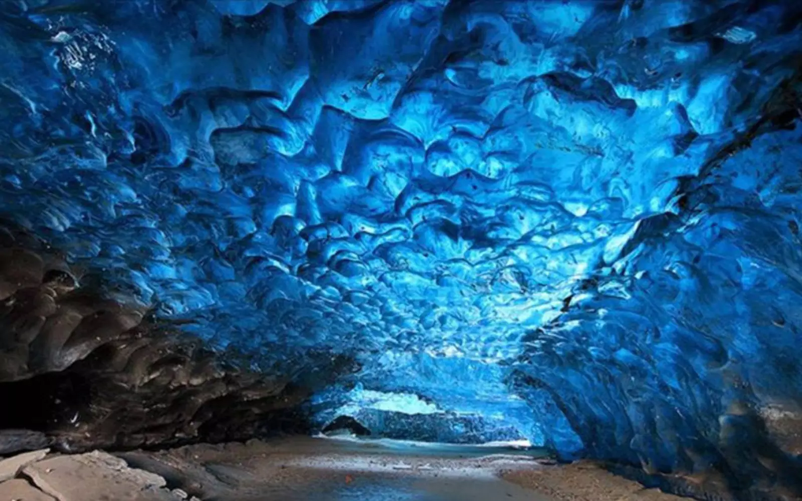 Ледяная пещера Скафтафетль, Исландия.