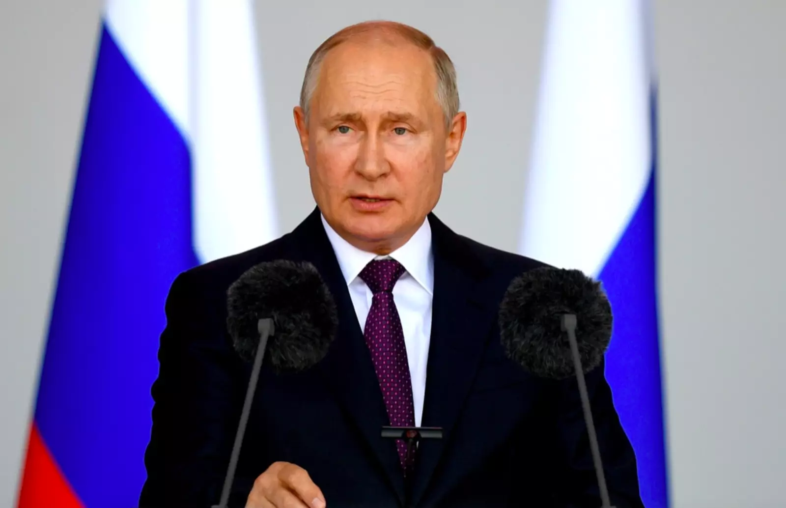 Путин приказал увеличить российскую армию до 2,04 миллиона человек