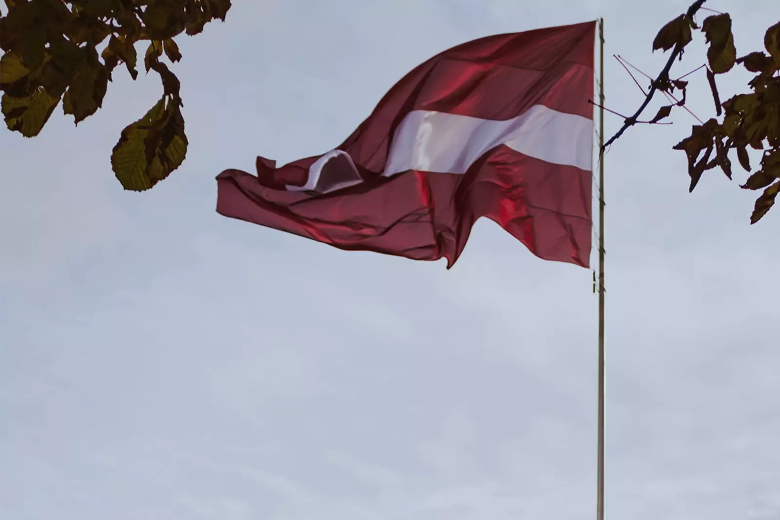 Флаг Латвии 