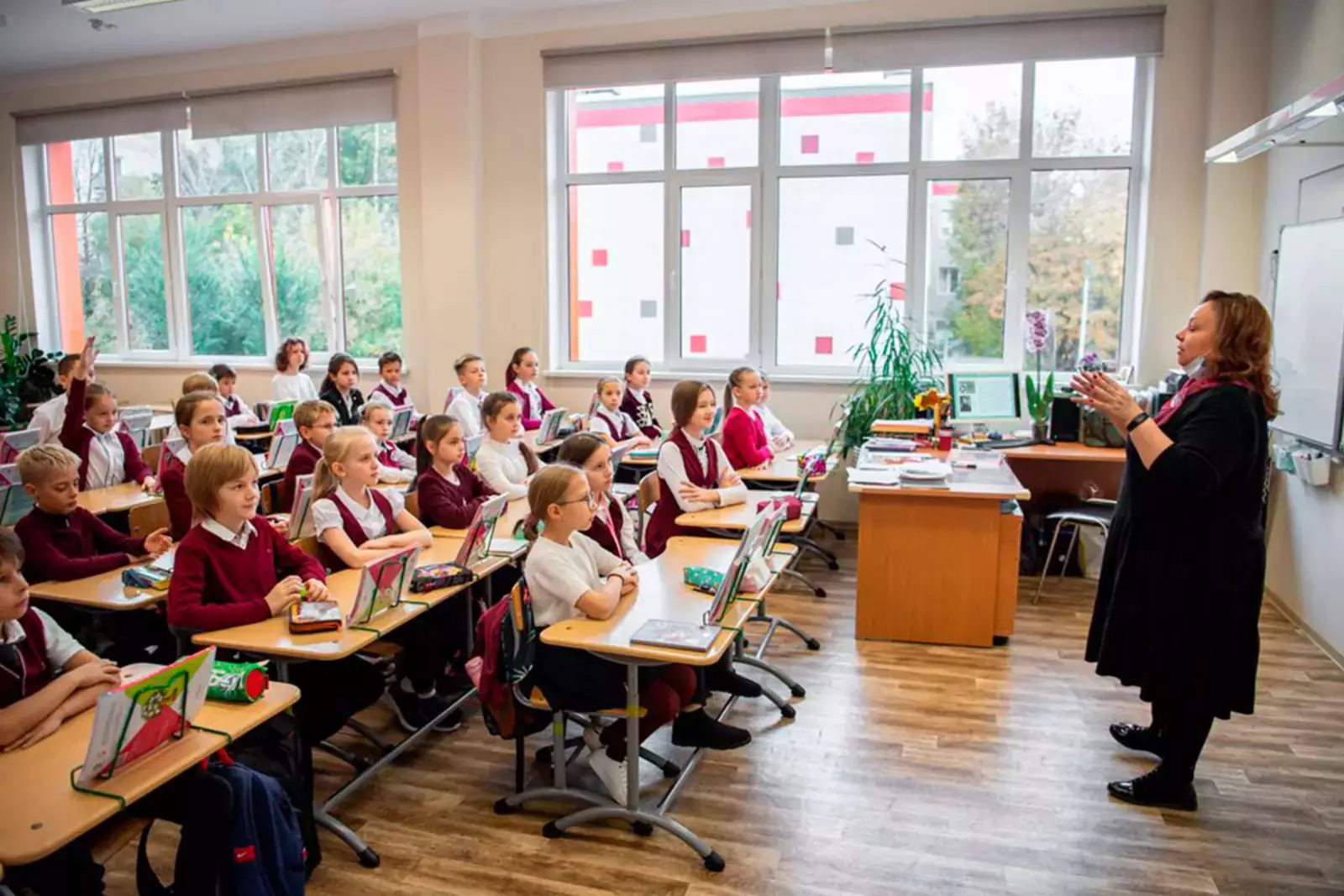 Ученики начальных классов школы №1517 на северо-западе Москвы.