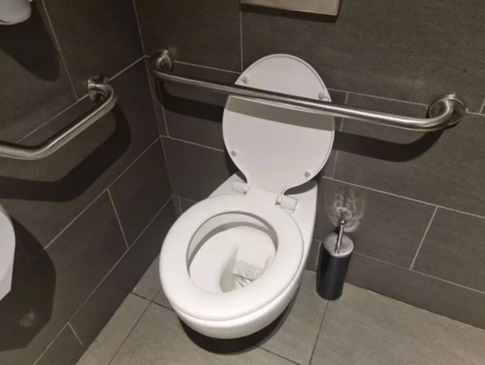 Закрыть уже не получится. Закрыть уже не получится.