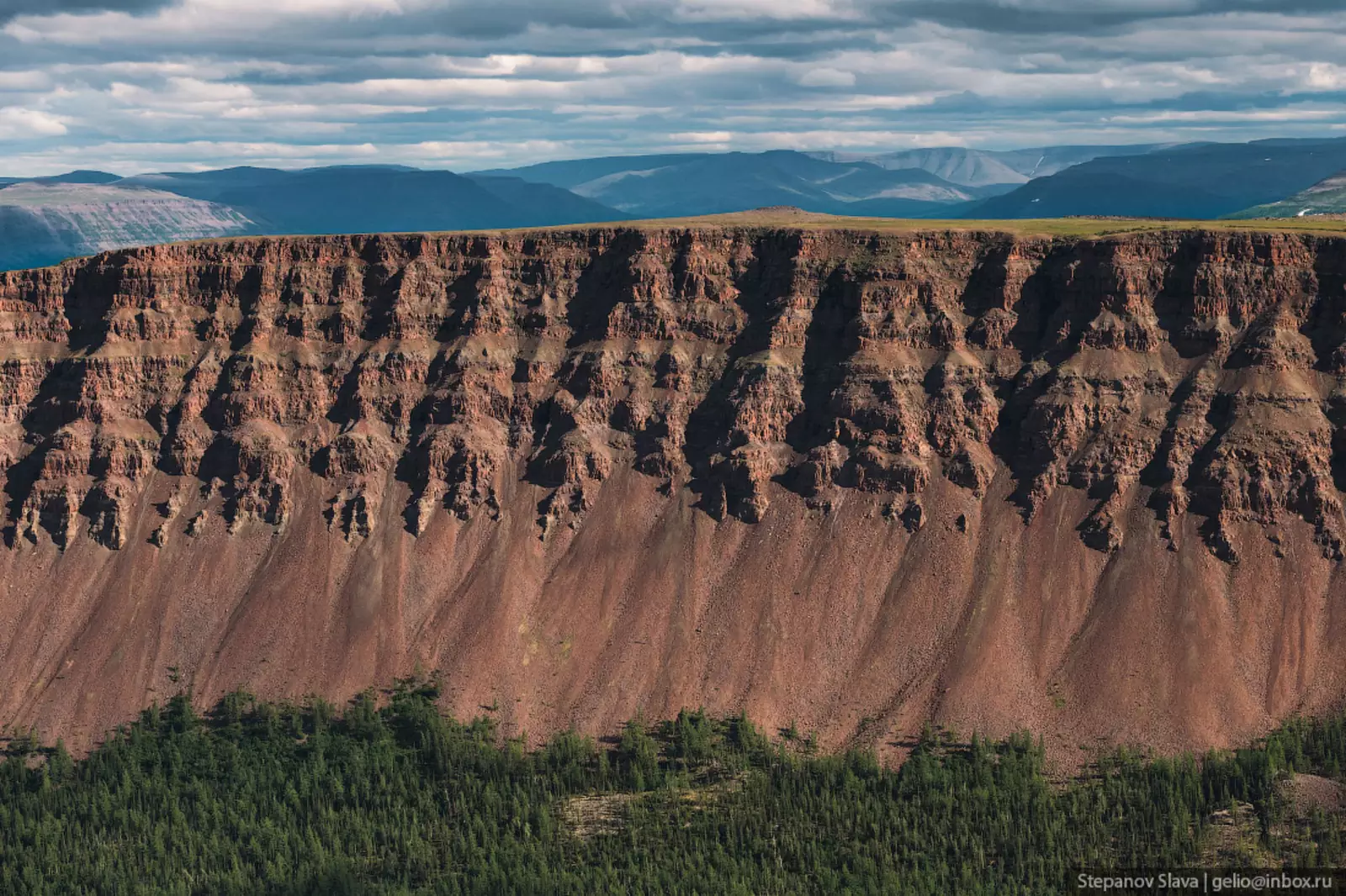 Среднесибирское плоскогорье леса. Плато Путорана Красноярский край. Плато Путорана 2022. Плато Путорана скала камень. Якутия плато Путорана.