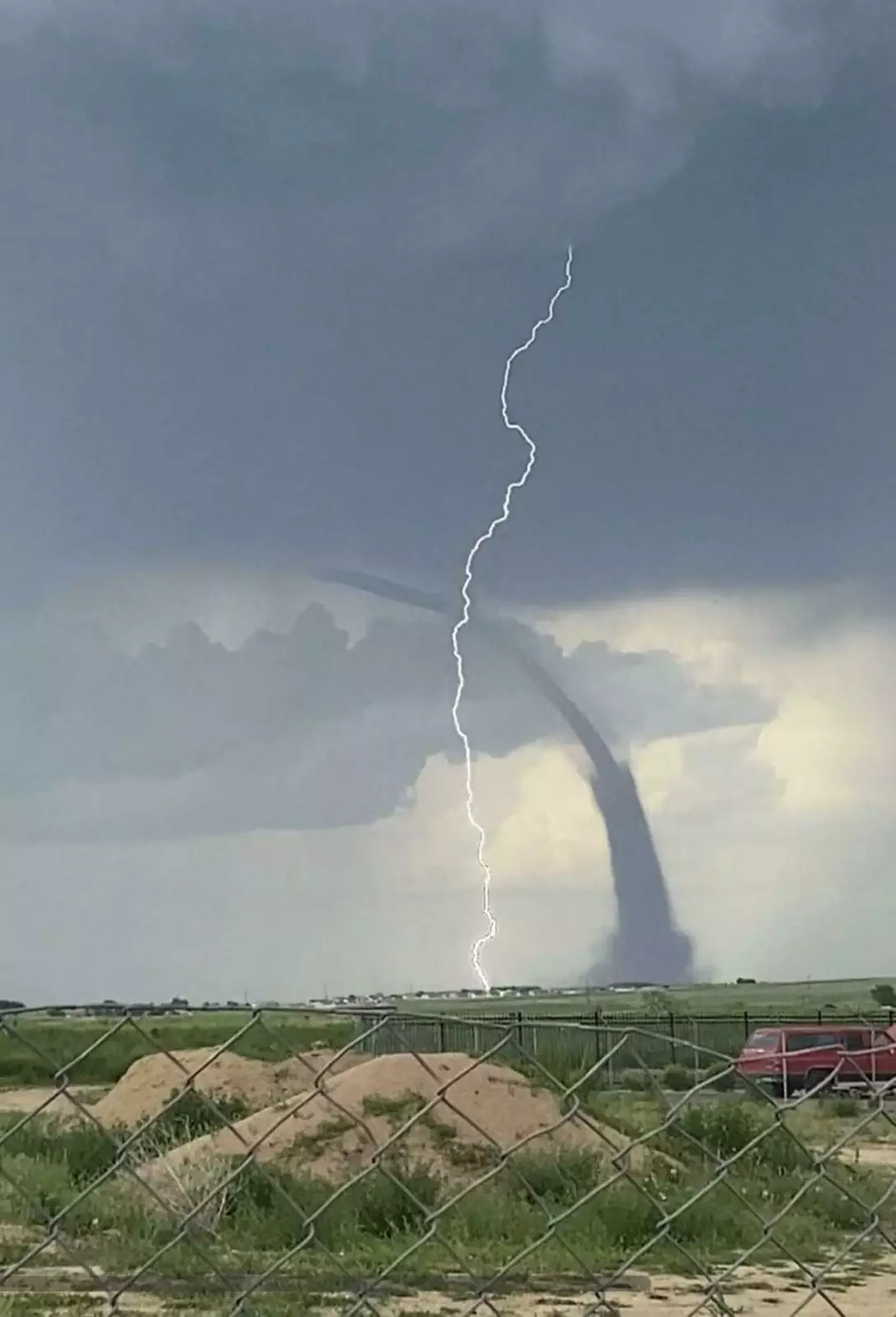 Торнадо в Колорадо.