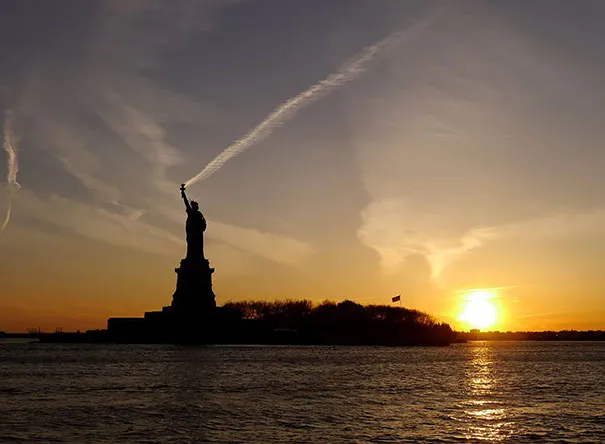 Пламя Свободы ещё горит.