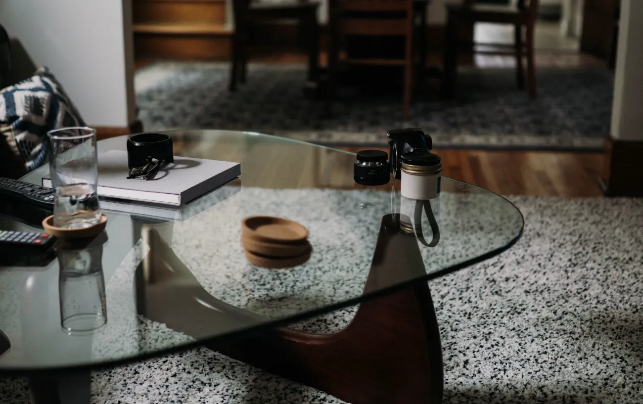 Отдавайте предпочтение коврам, сделанным из натурального и гипоаллергенного материала.