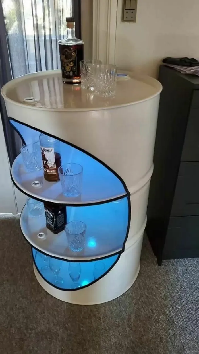 К слову, вполне стильно.