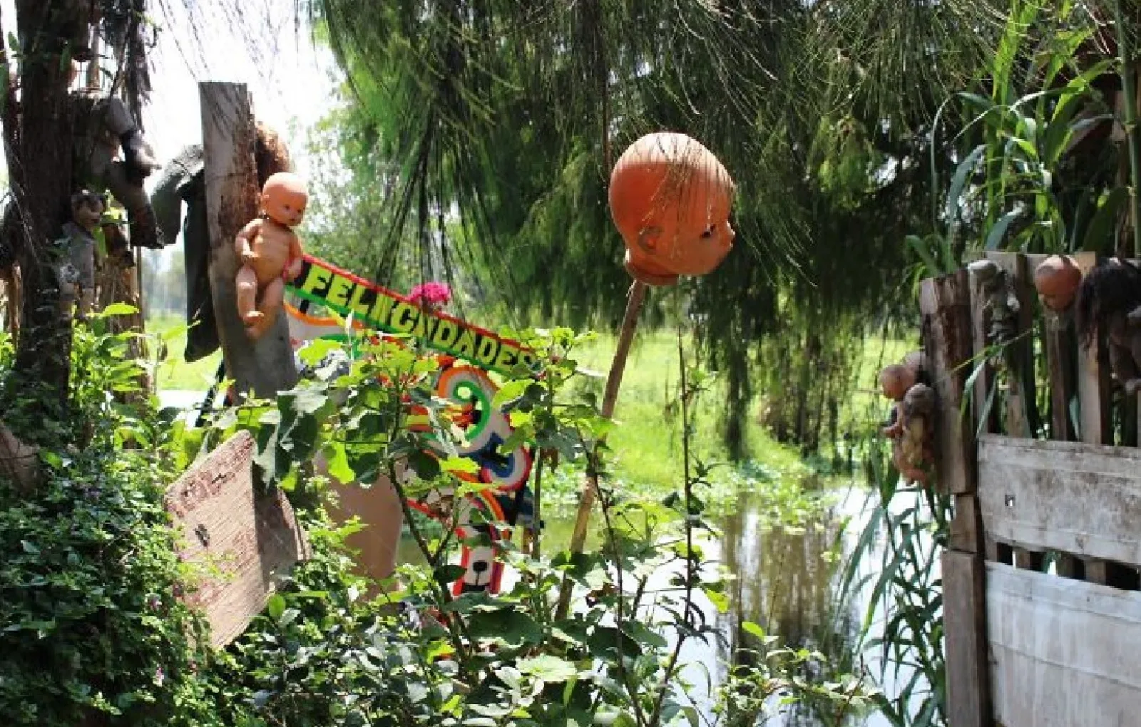 Остров кукол, Мексика.