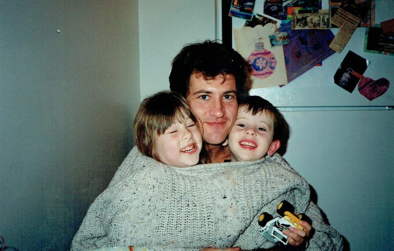 Туда бы и третий поместился.