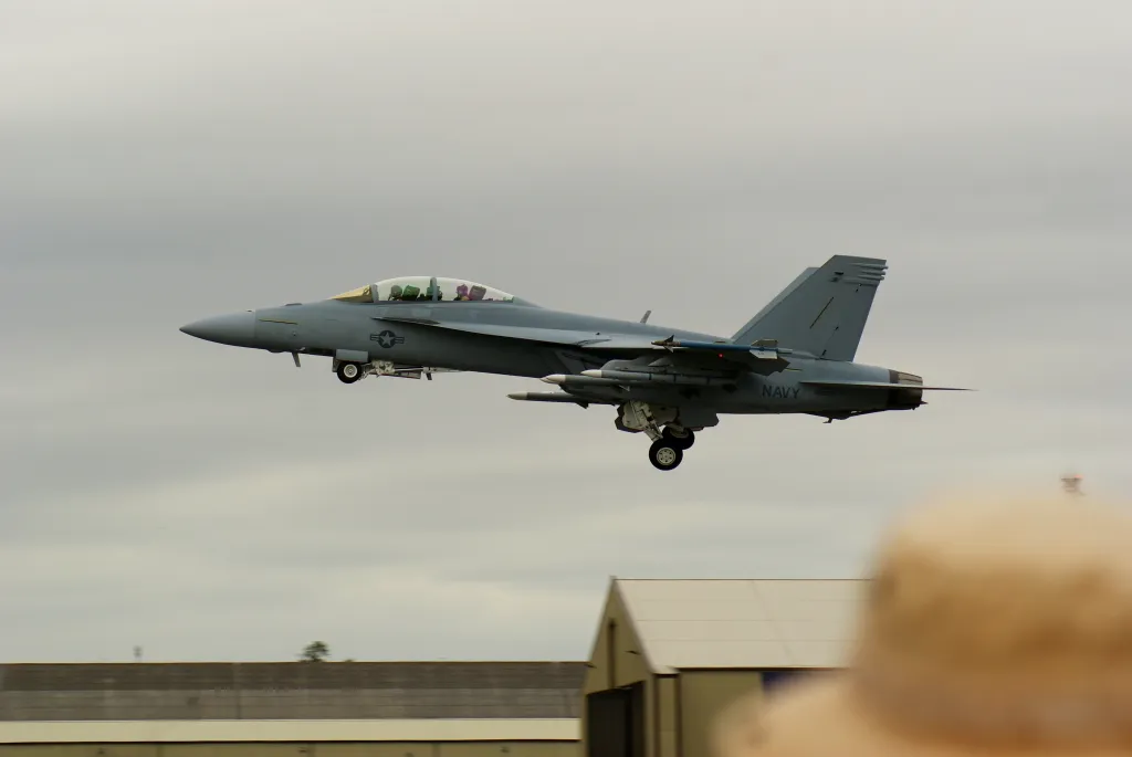 Истребитель F-16