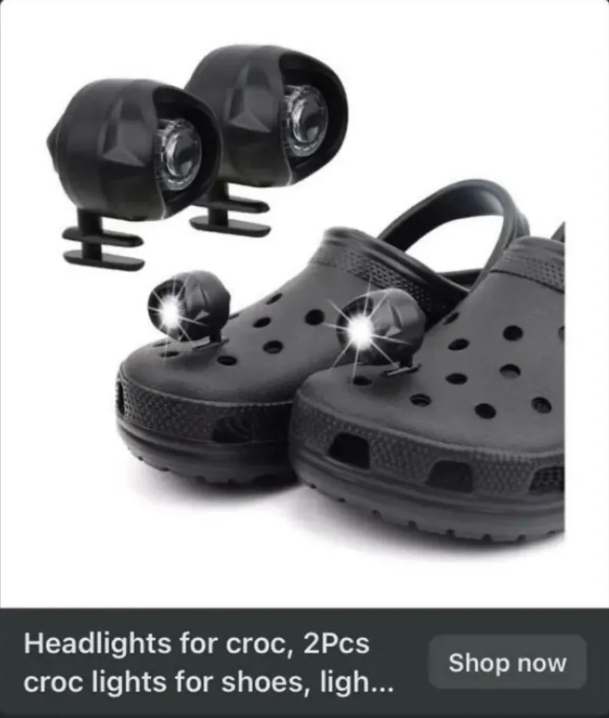 Фонарики для тапок. На случай, если ваш фонарик для трусов перегорел.