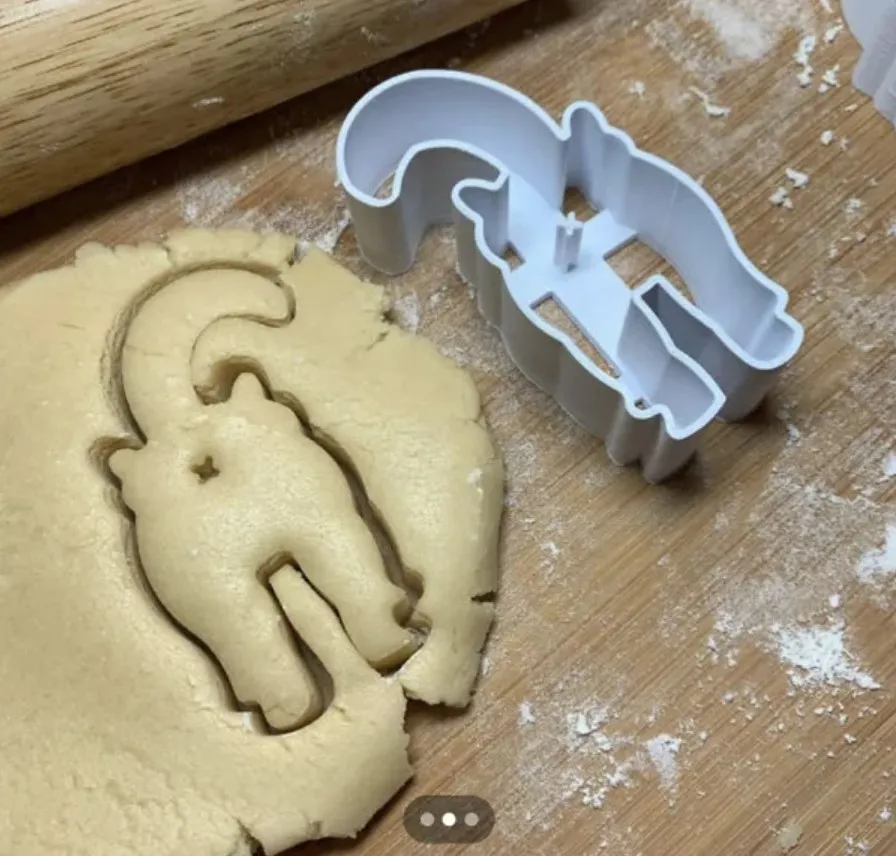 Формочка для печенья в виде кошачьей жопки. 