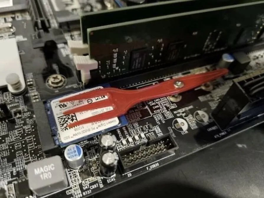 Не удивлюсь, если производительность процессора кратно увеличилась. 