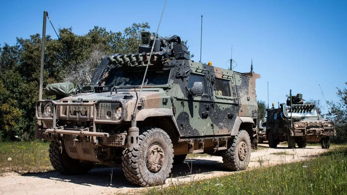 Бронеавтомобиль Iveco LMV 