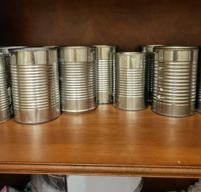 «Мой сын решил, что снять этикетки со всех банок — отличная идея».