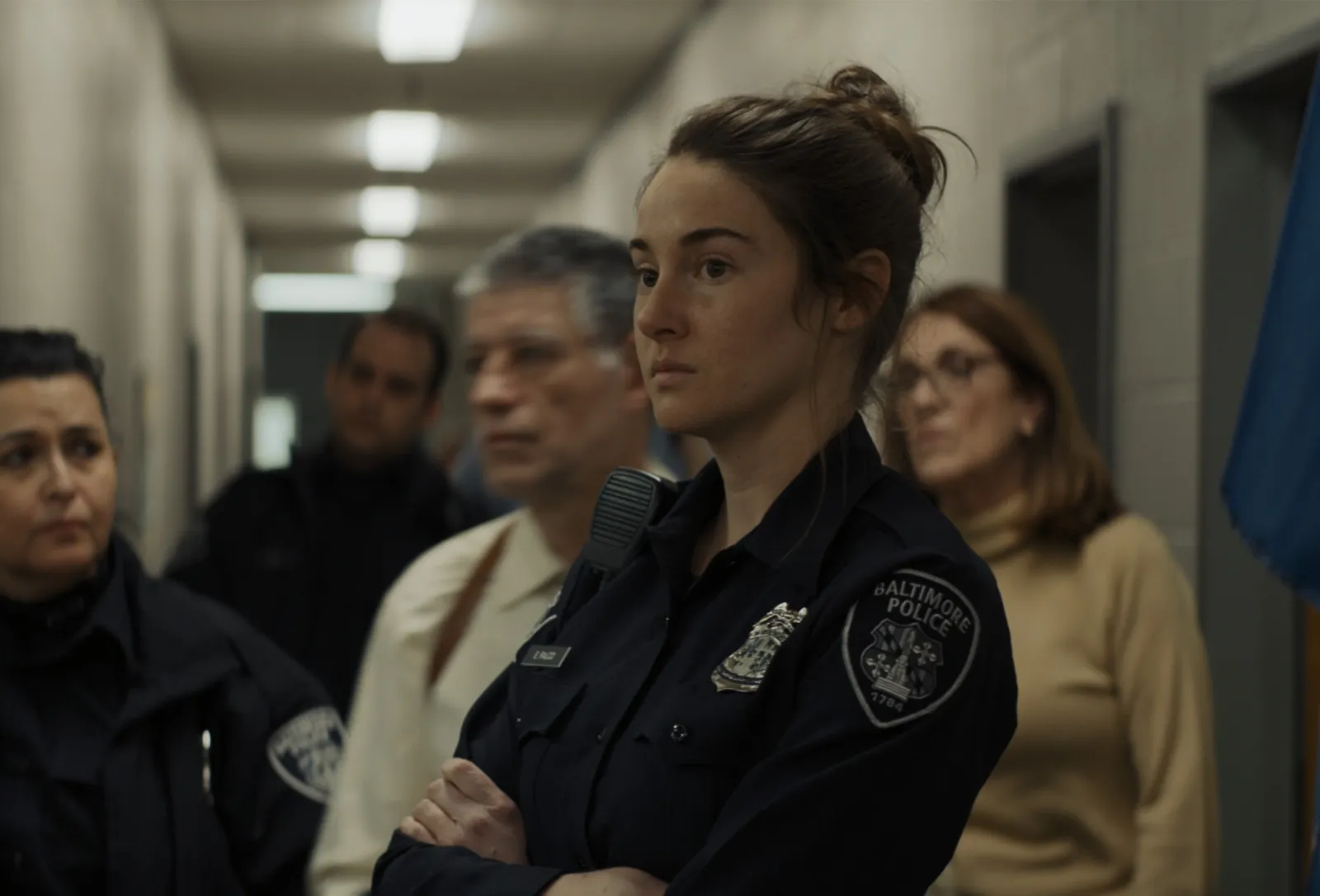 Шейлин Вудли играет в фильме патрульную Эленор - типичную одиночку, но жаждущую помогать людям.