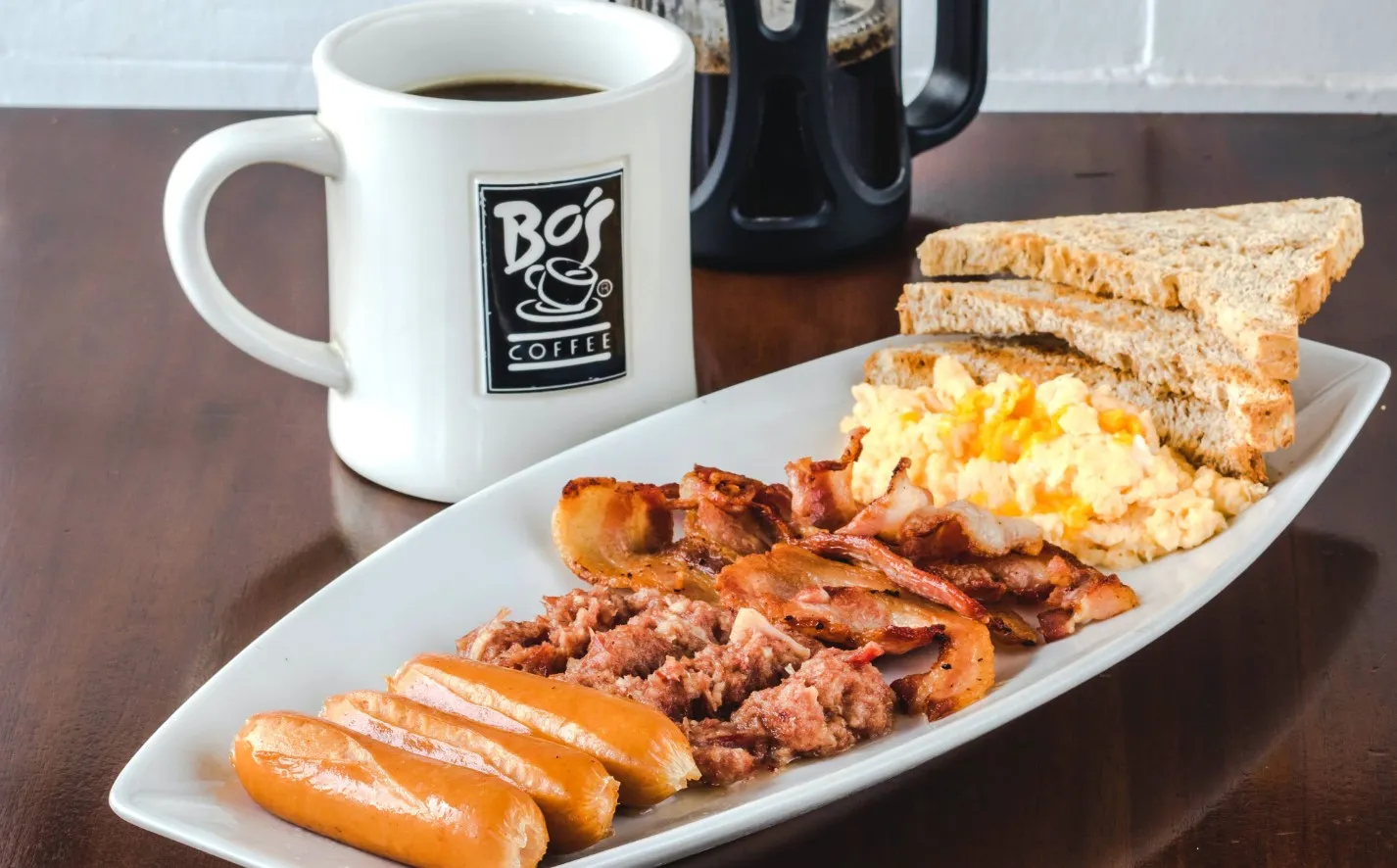 Мясо и яйца.