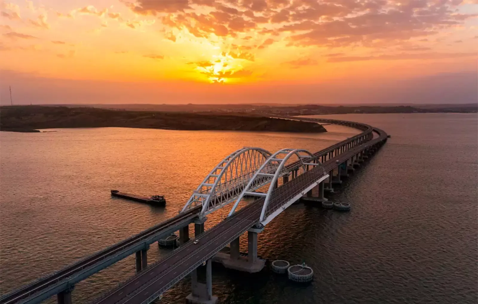 Утро крымский мост