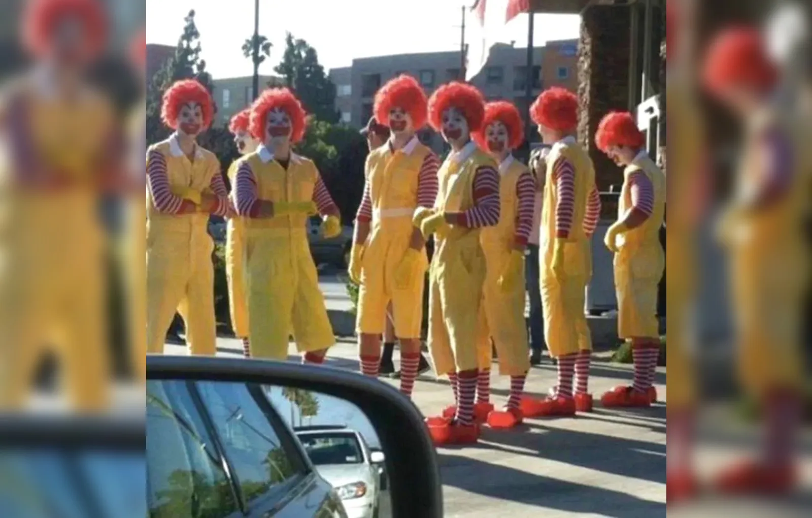 Сходка Макдональдов.