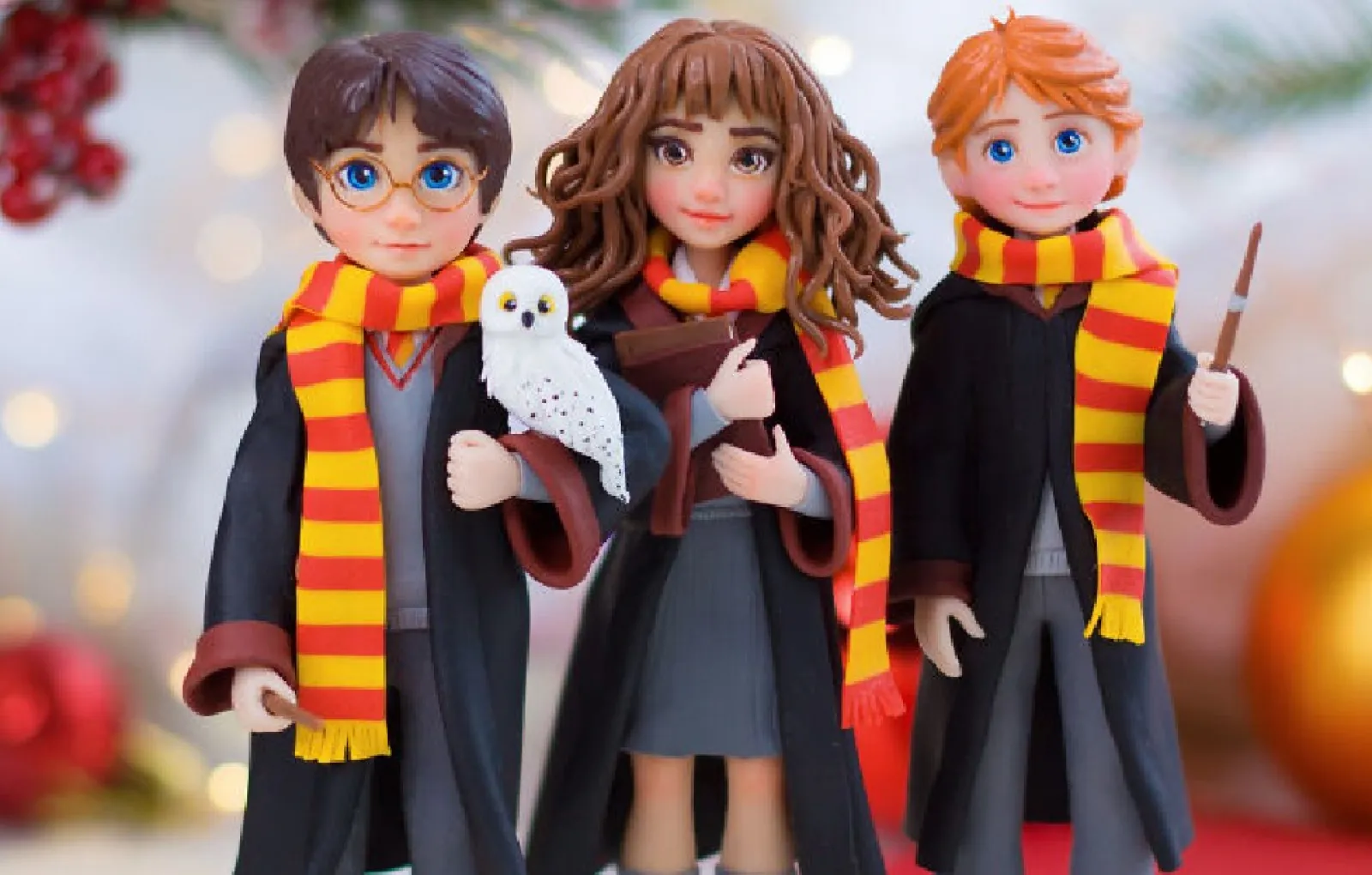 «Гарри, Гермиона и Рон, которых я сделала из цветной полимерной глины».