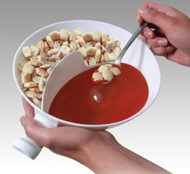 Еда с соусом.