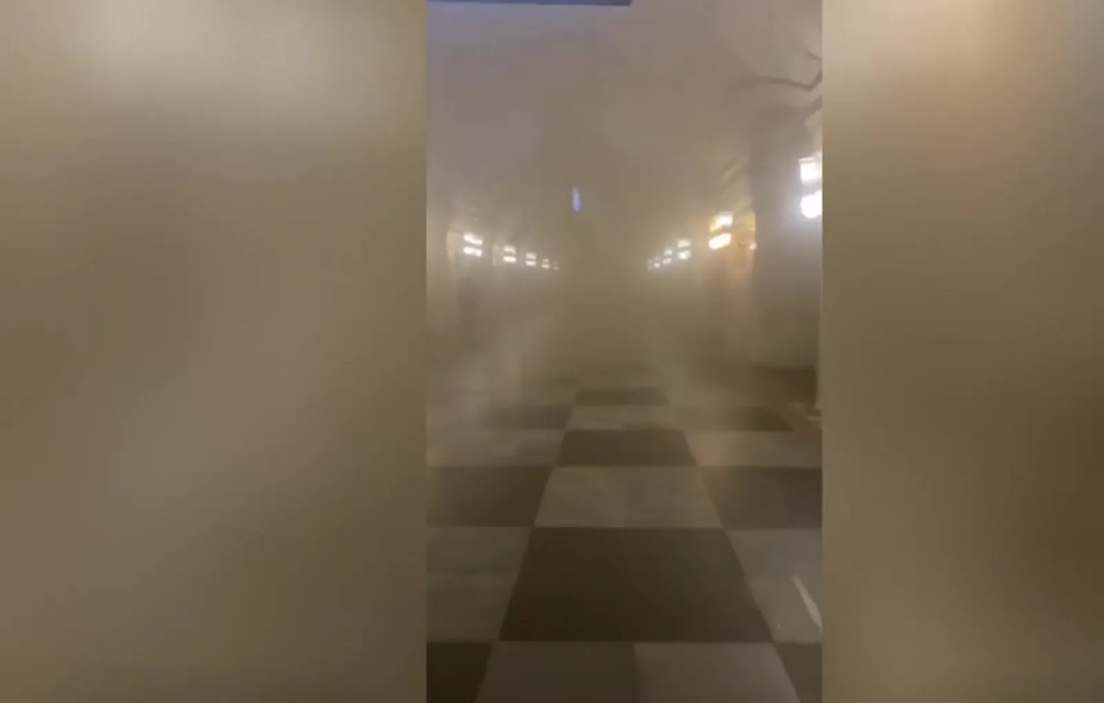 Теракт в москве метро сегодня 2023. Задымление в метро. Задымление на станции метро спортивная. Станция метро. Станция метро спортивная возгорание.