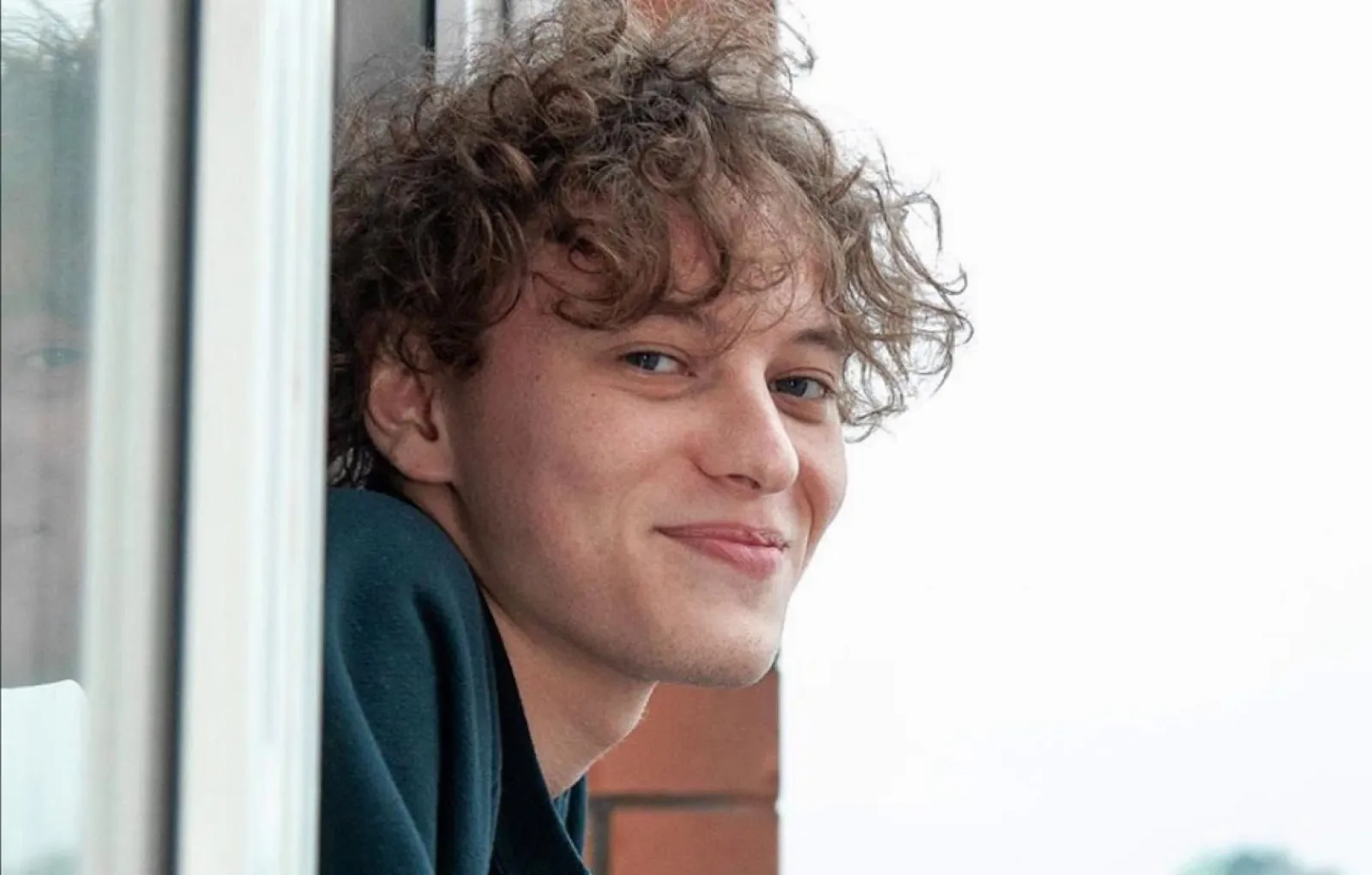 Шарлотт певец щека на щеке. Щека на щеку музыка. Щека на щеке шарлотт. Шарлот ноты щека на щеку. Щека на щеку музыка.