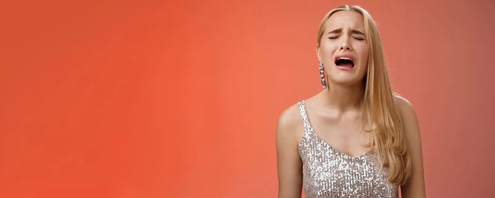 Незрелая девушка.